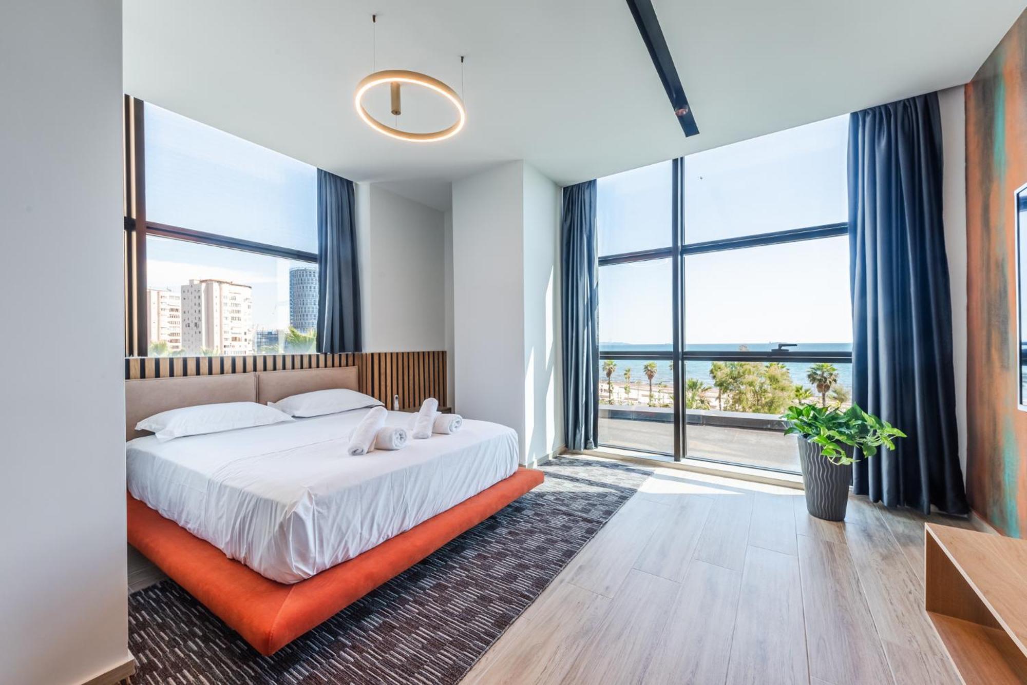 Marina Luxury Suites By Ps Durres Ngoại thất bức ảnh